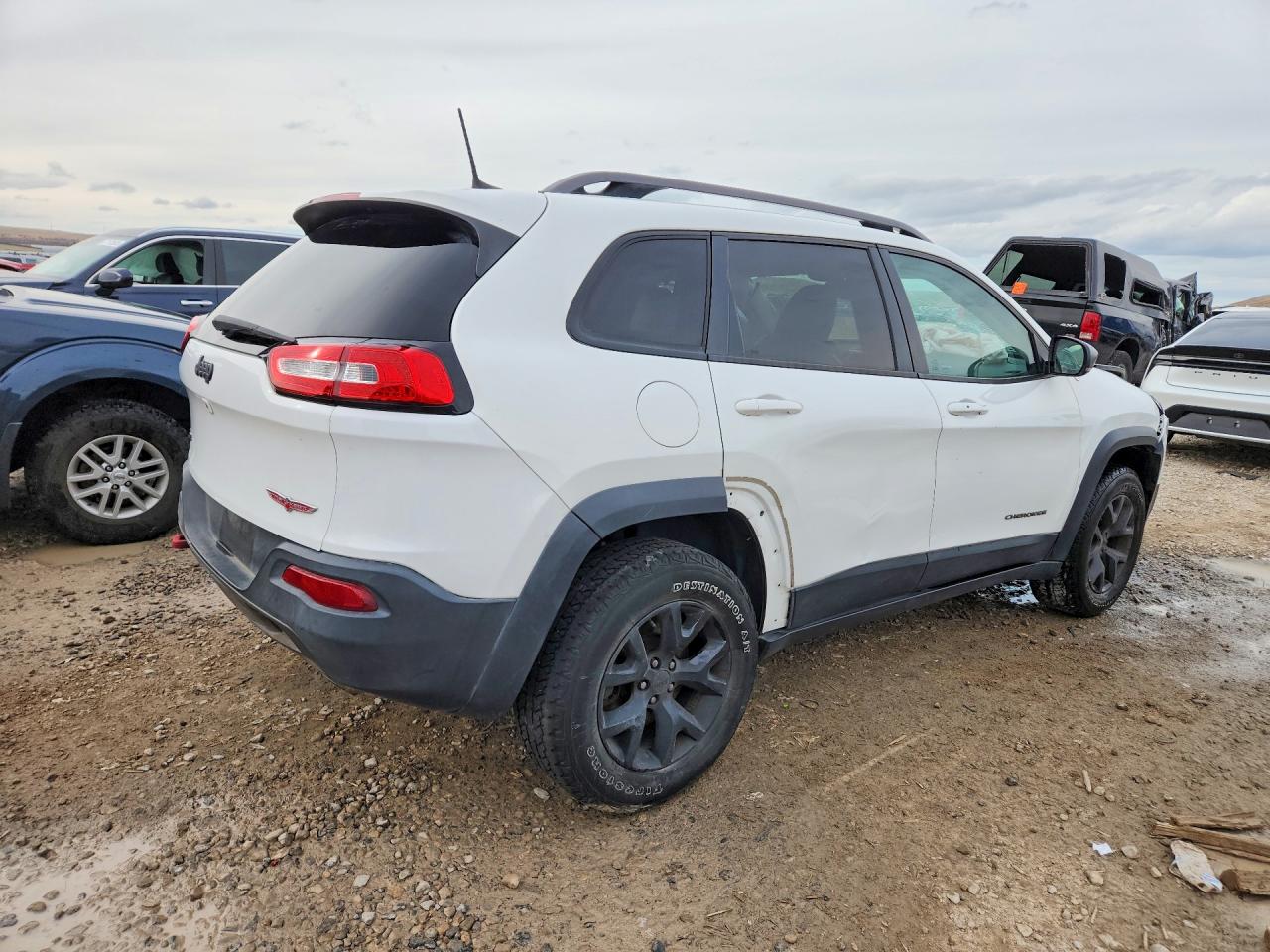 2016 JEEP CHEROKEE TRAILHAWK photo 5