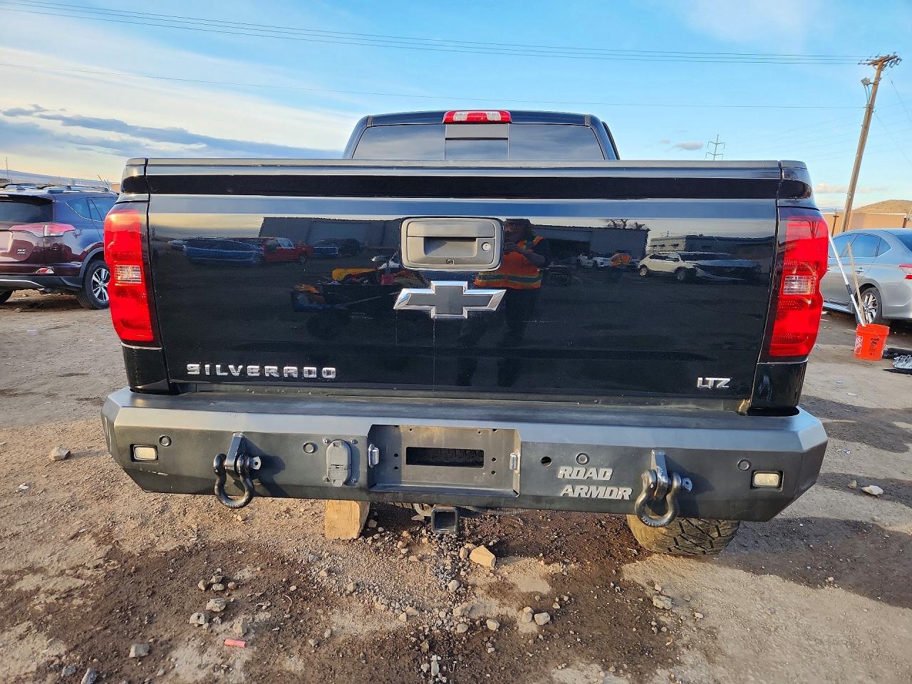2015 CHEVROLET SILVERADO K1500 LTZ photo 6