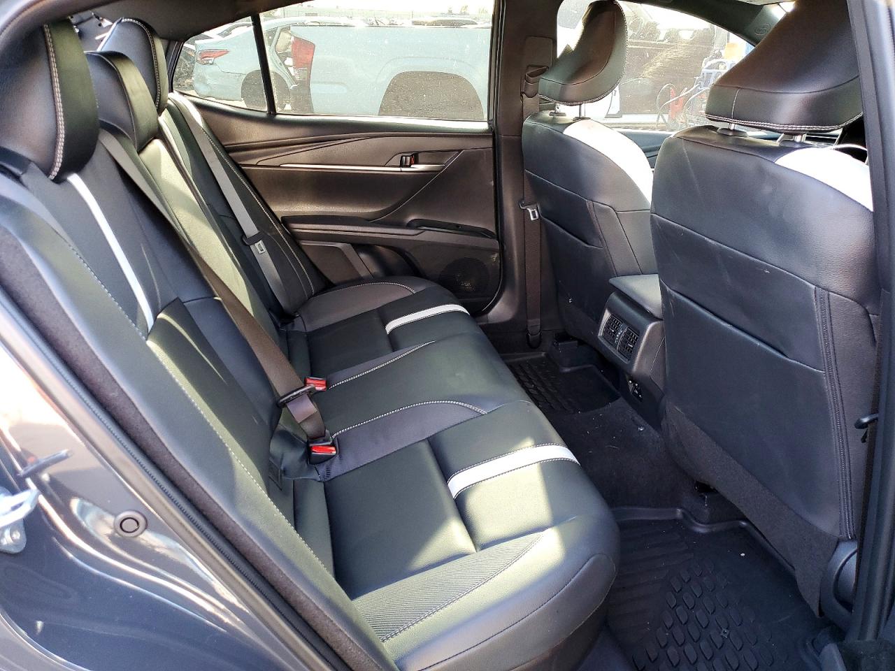 2025 TOYOTA CAMRY XSE photo 19