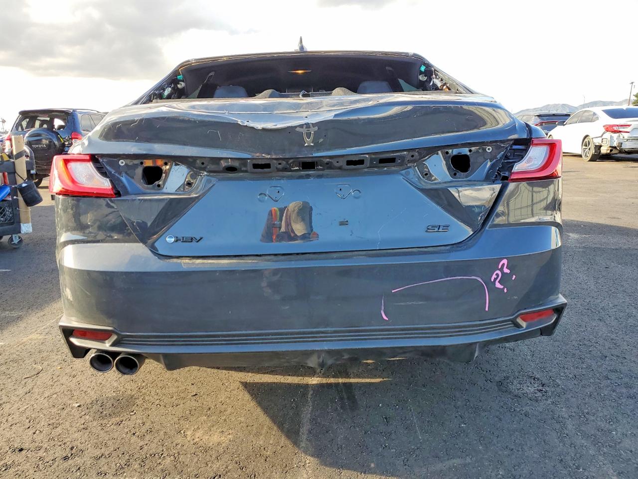 2025 TOYOTA CAMRY XSE photo 11