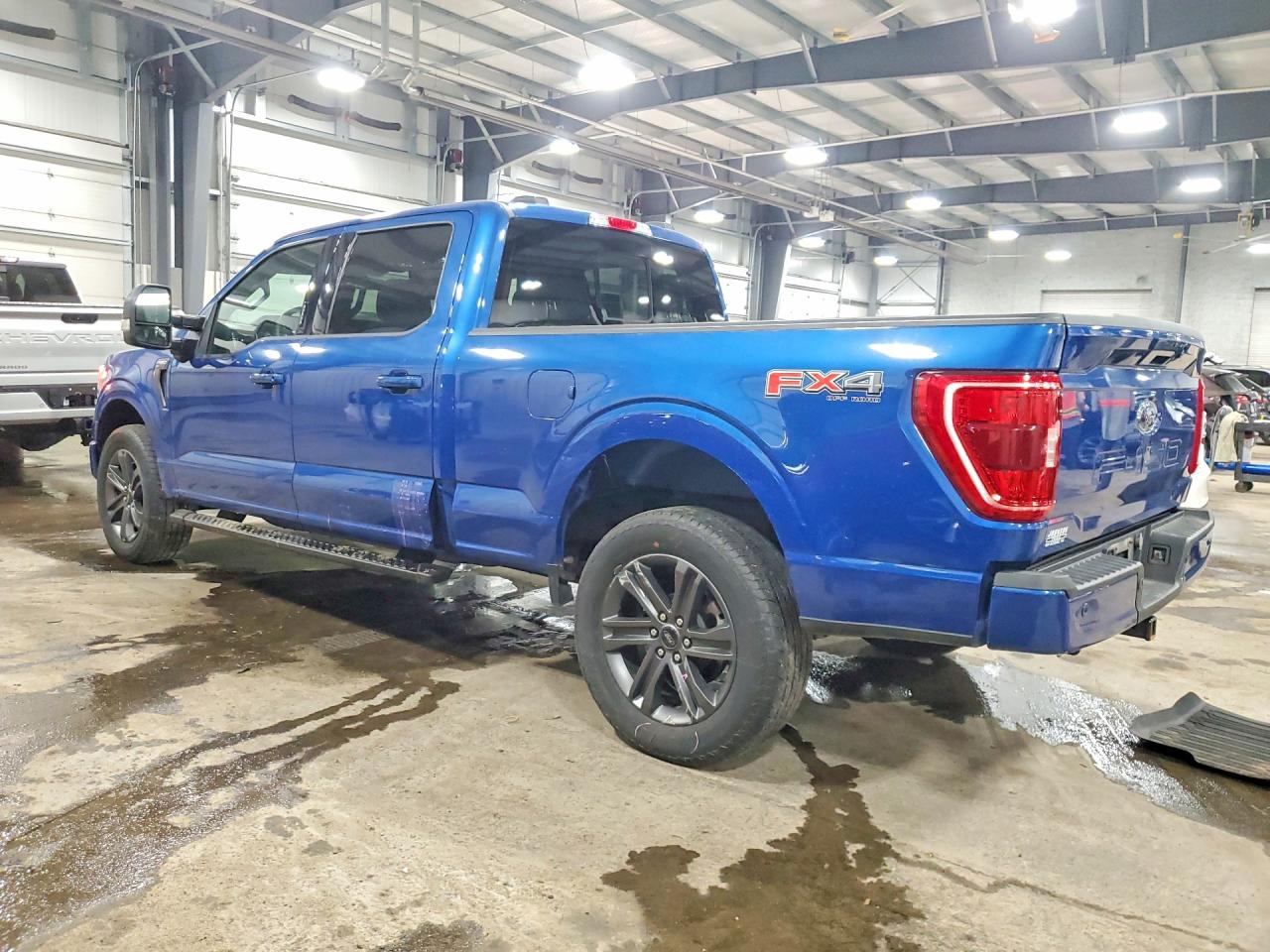 2023 FORD F150 SUPERCREW photo 2