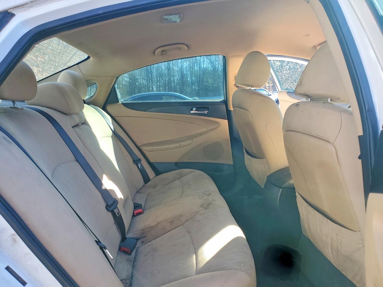 2012 HYUNDAI SONATA GLS photo 10