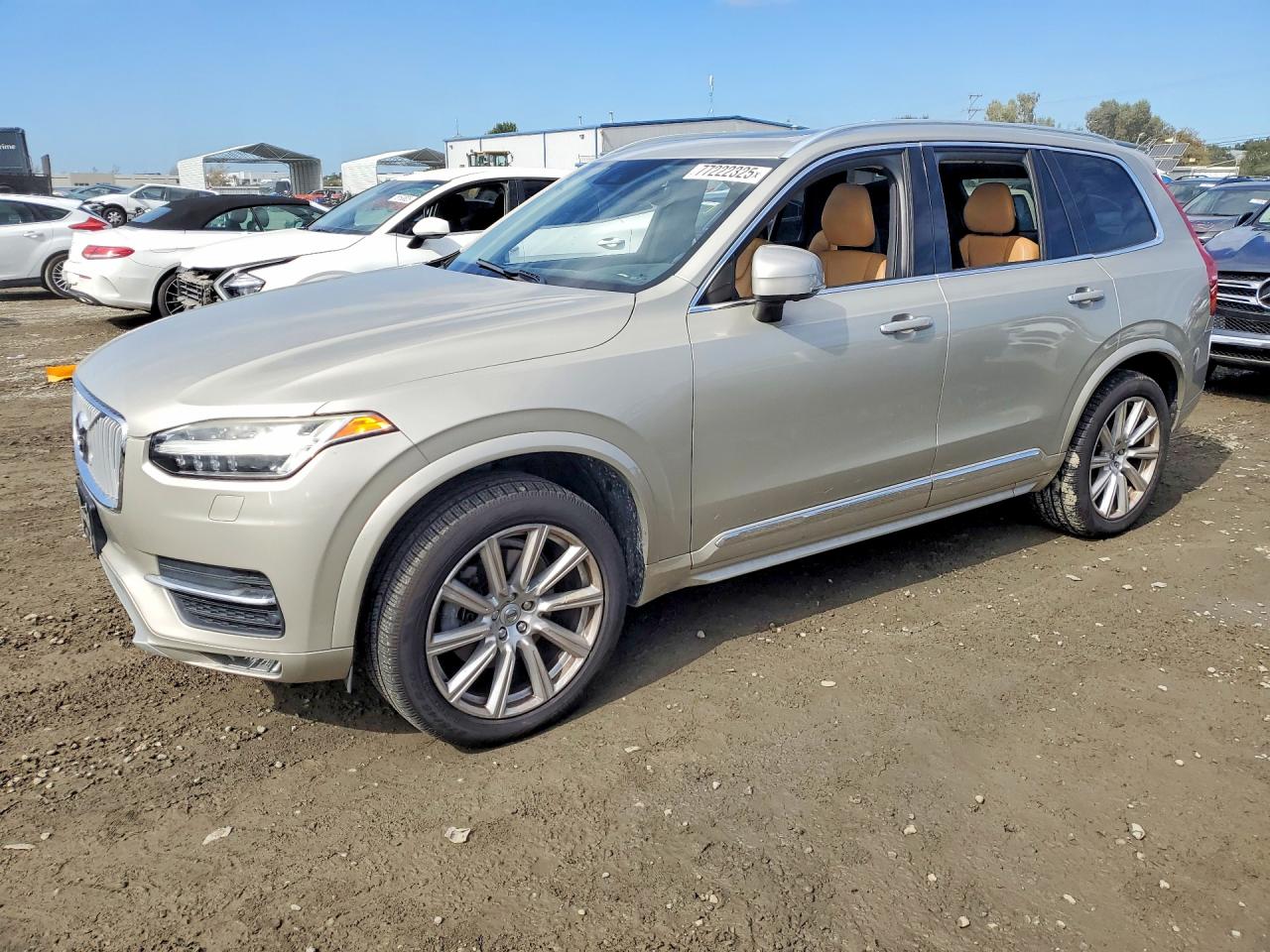 2016 VOLVO XC90