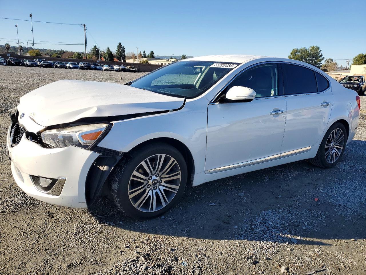 2015 KIA CADENZA