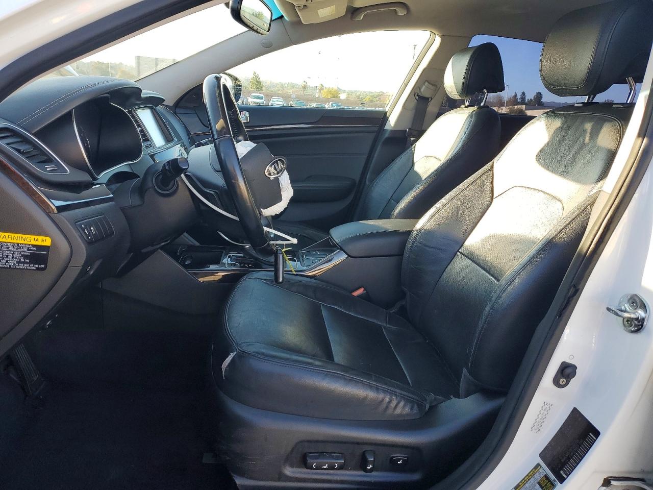 2015 KIA CADENZA PREMIUM photo 13