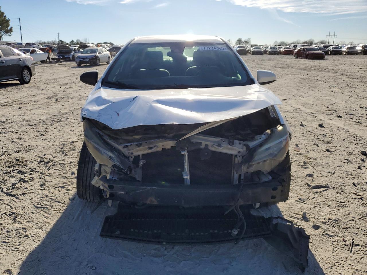 2017 TOYOTA COROLLA L photo 5