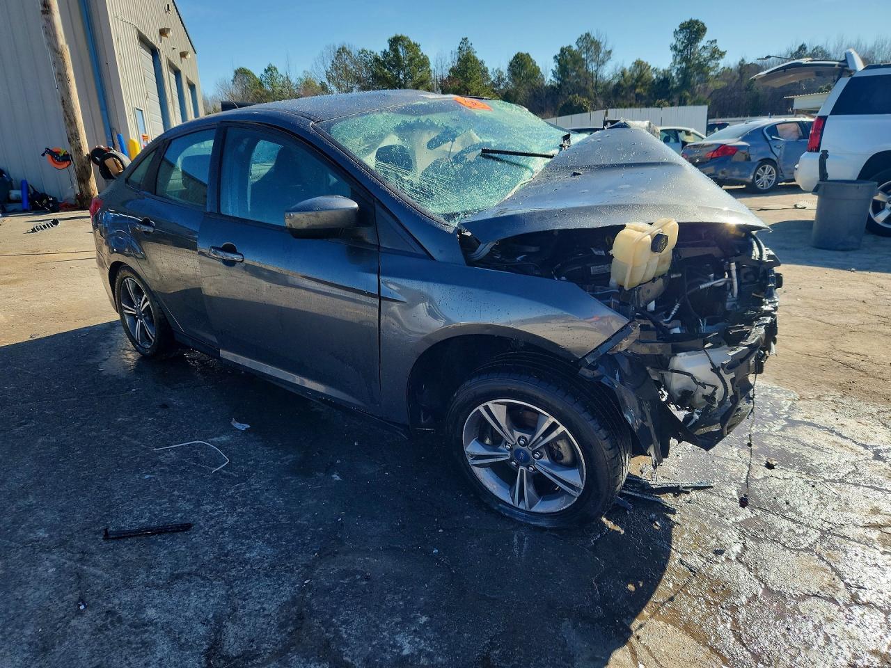 2018 FORD FOCUS SE photo 4