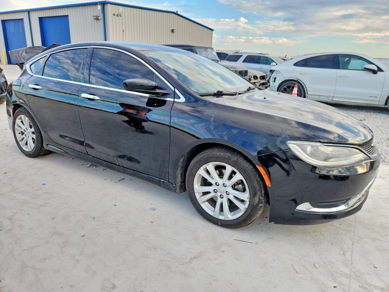 2015 CHRYSLER 200 photo 7