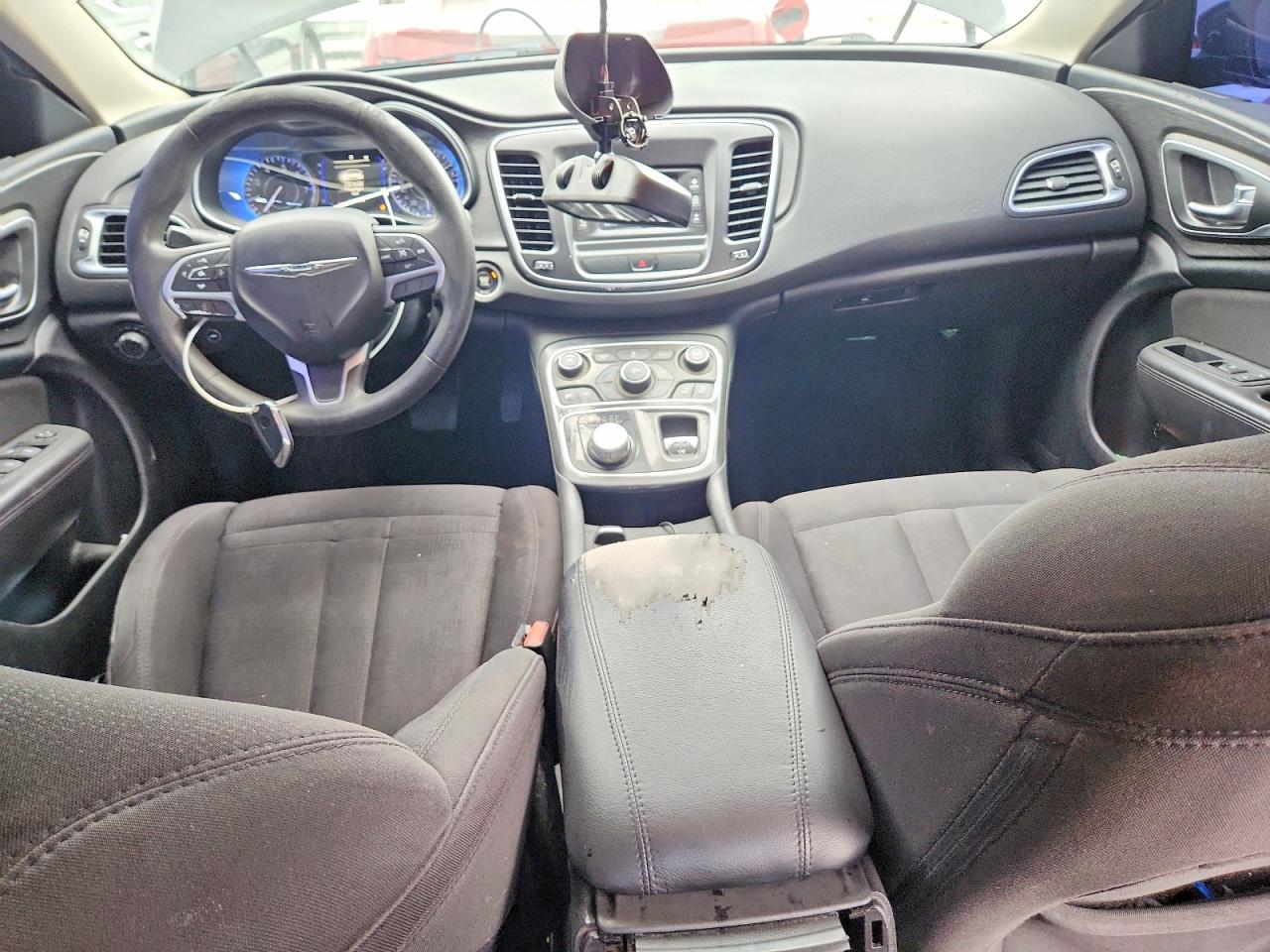 2015 CHRYSLER 200 photo 15
