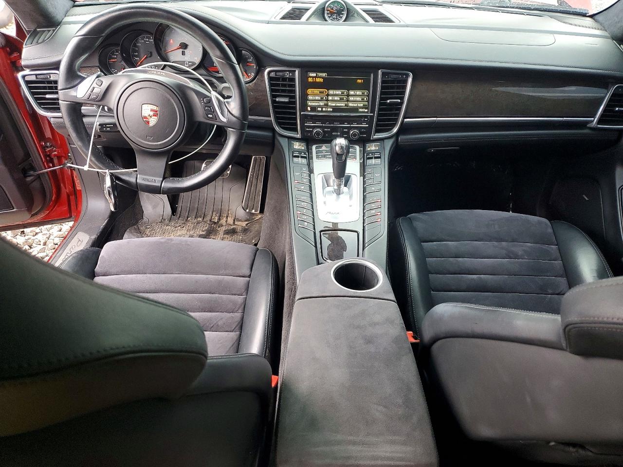 2013 PORSCHE PANAMERA GTS photo 15