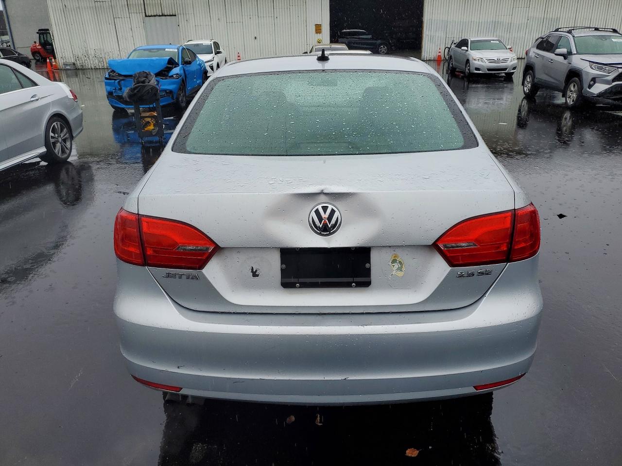 2013 VOLKSWAGEN JETTA SE photo 6