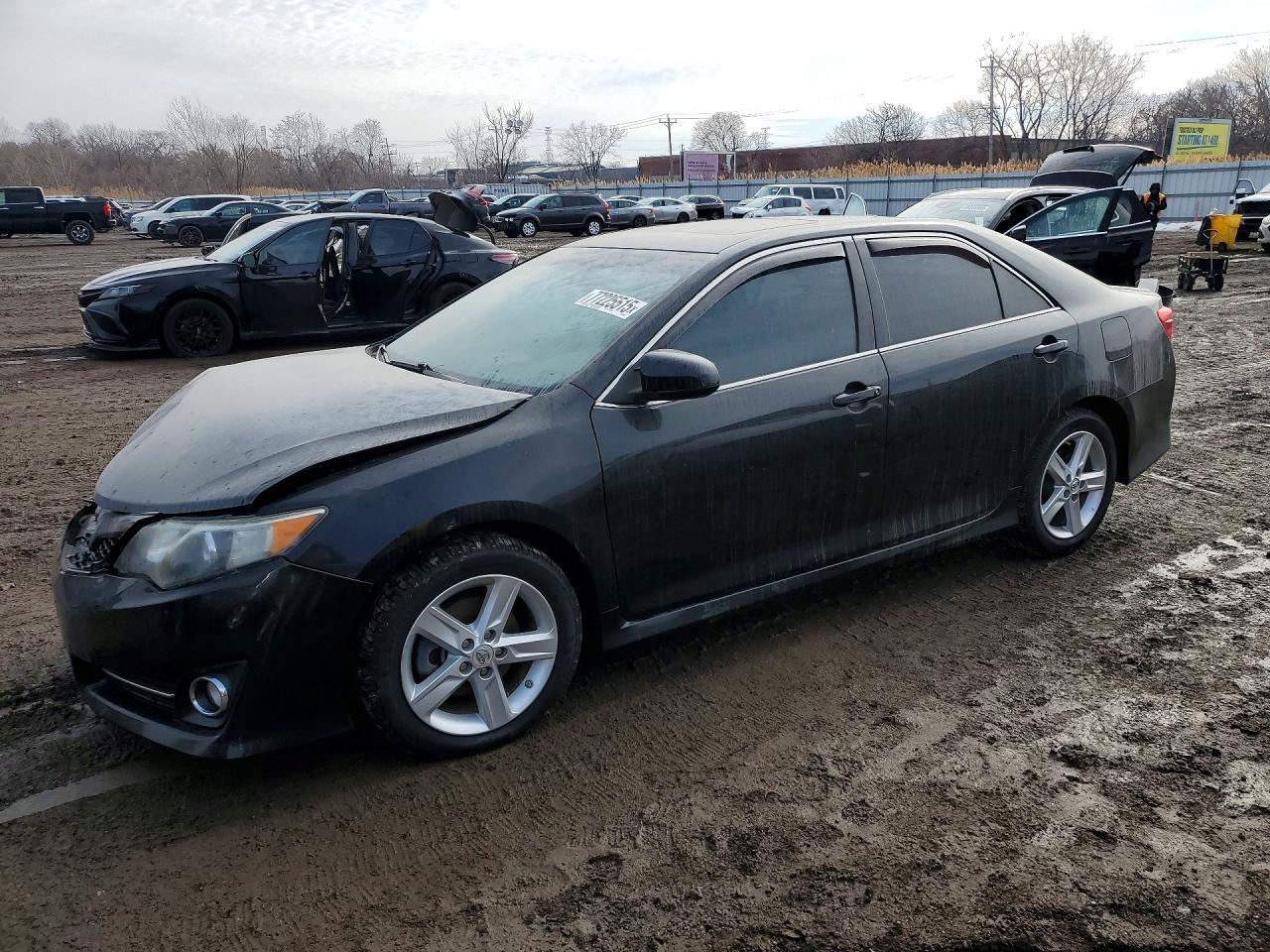 2012 TOYOTA CAMRY