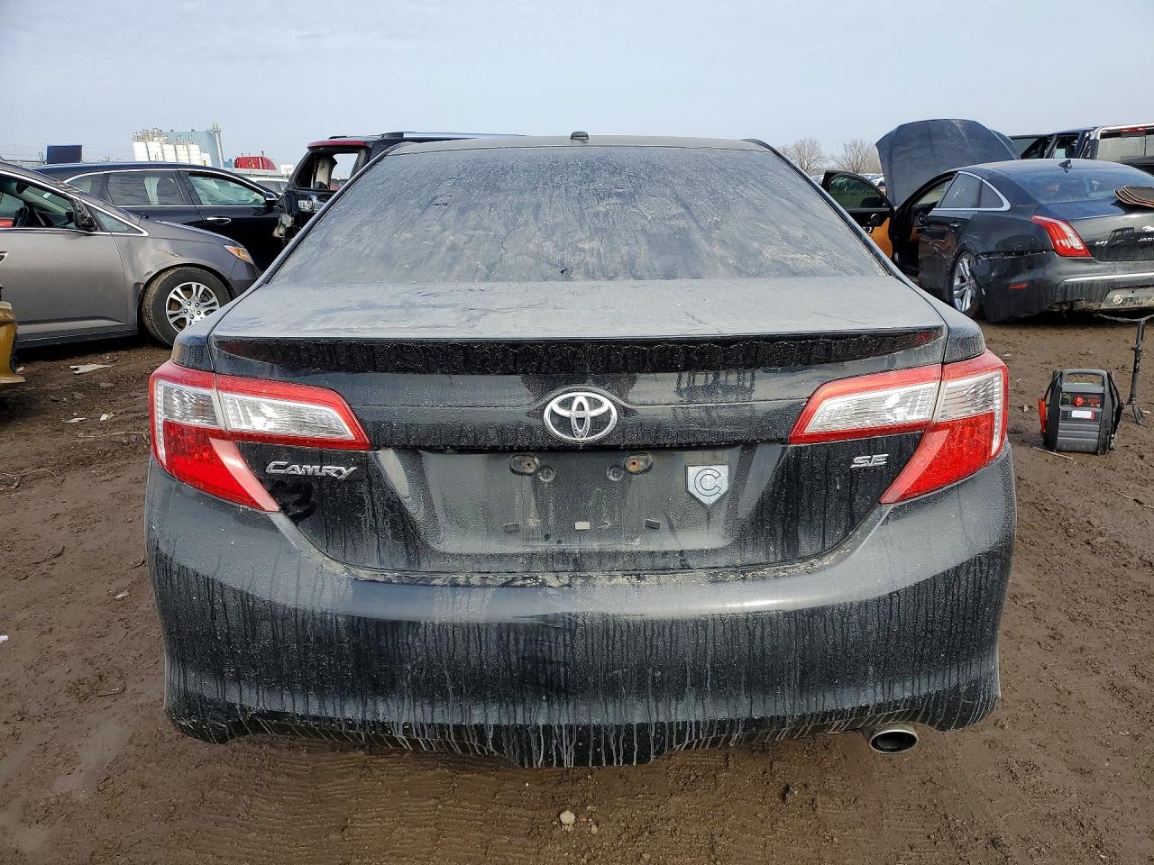 2012 TOYOTA CAMRY BASE photo 11