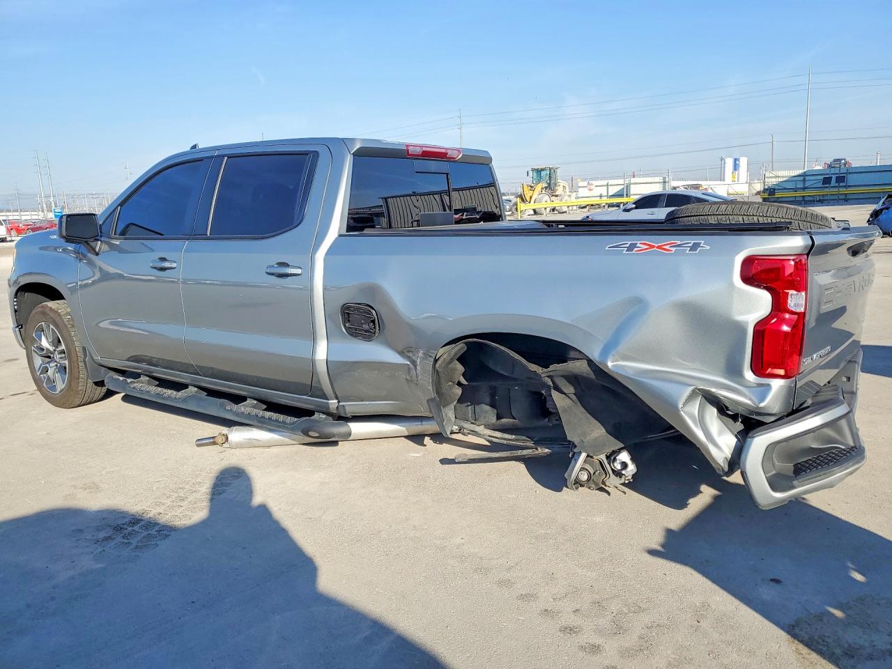 2025 CHEVROLET SILVERADO K1500 RST photo 2