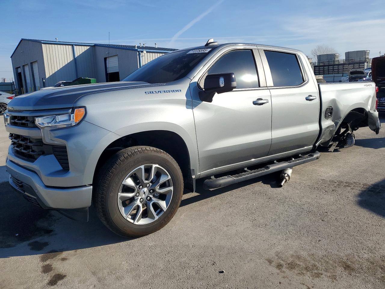 2025 CHEVROLET SILVERADO
