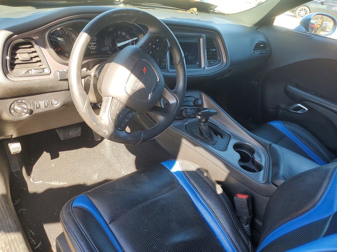 2023 DODGE CHALLENGER SXT photo 22