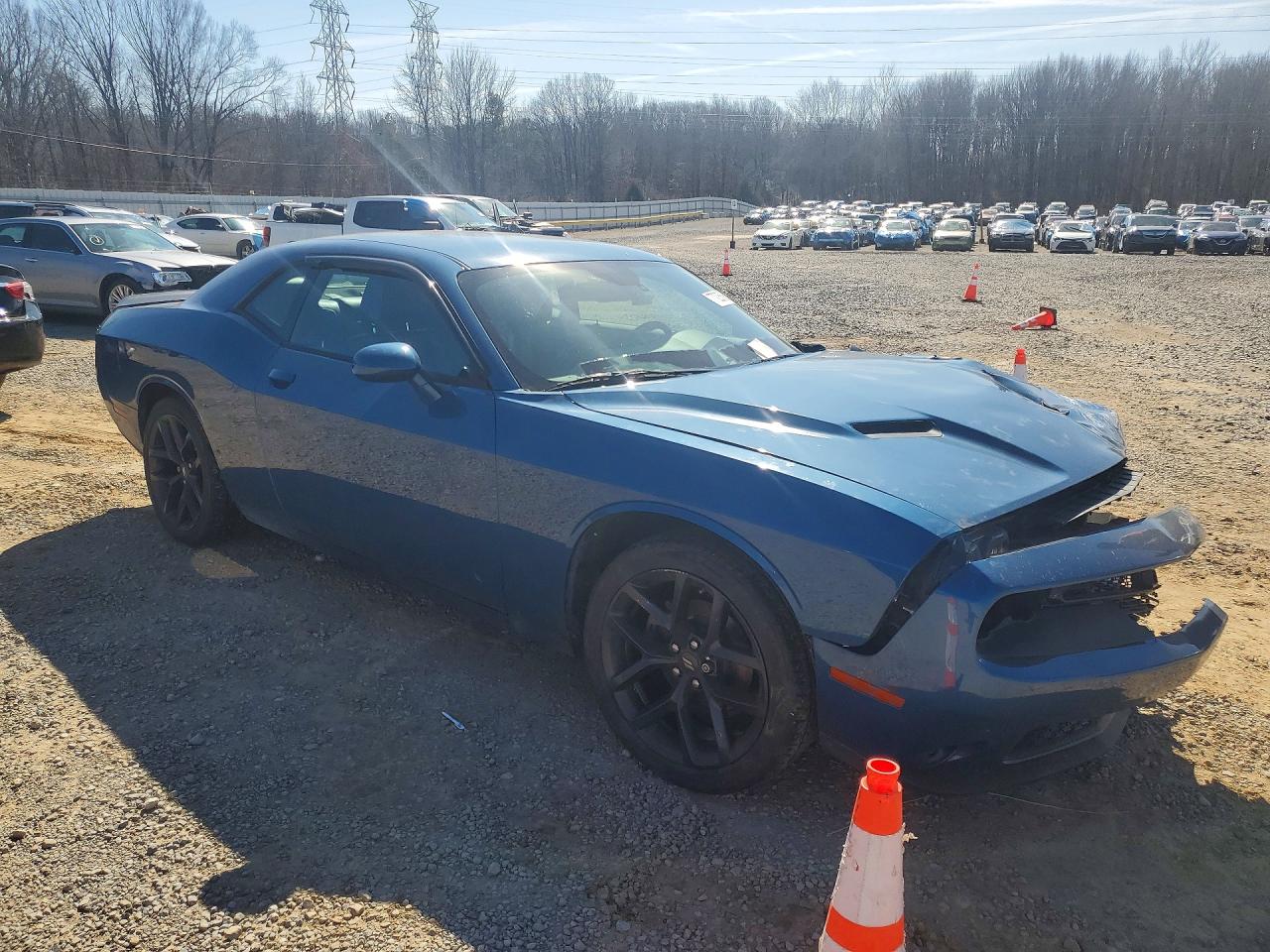 2023 DODGE CHALLENGER SXT photo 10
