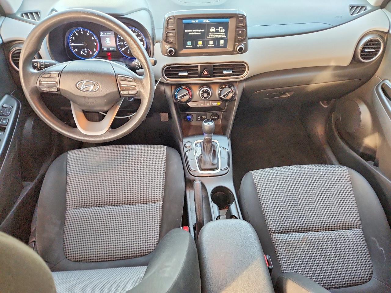 2020 HYUNDAI KONA SE photo 8