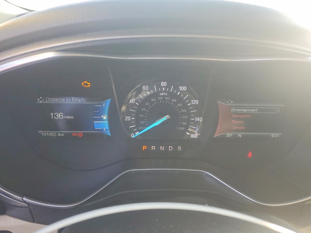 2016 FORD FUSION SE photo 17