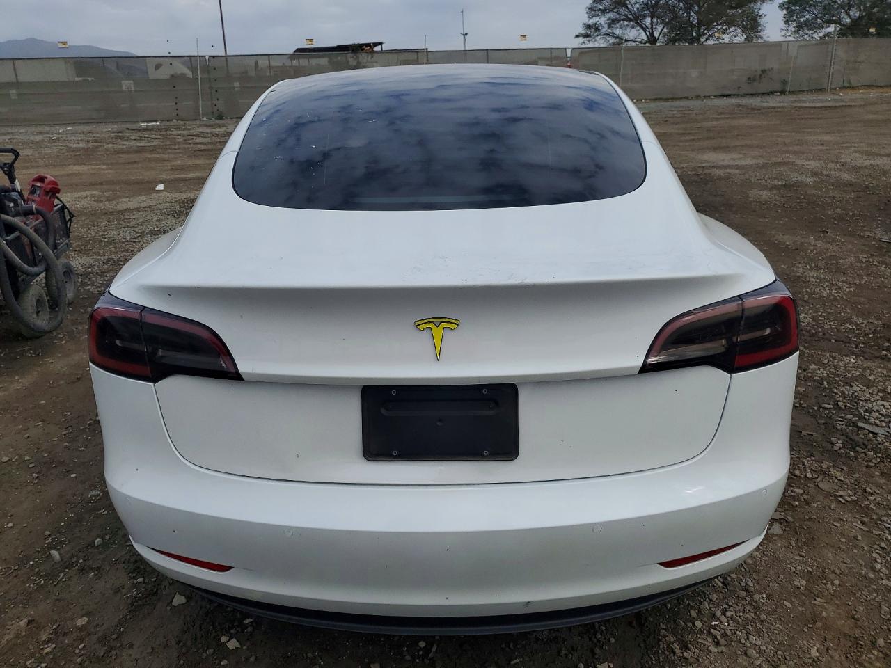 2022 TESLA MODEL 3 photo 16