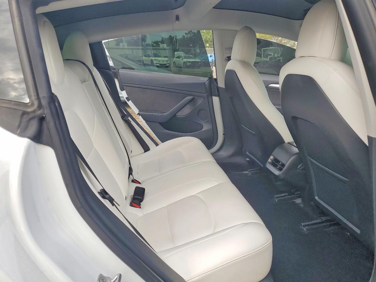 2022 TESLA MODEL 3 photo 28