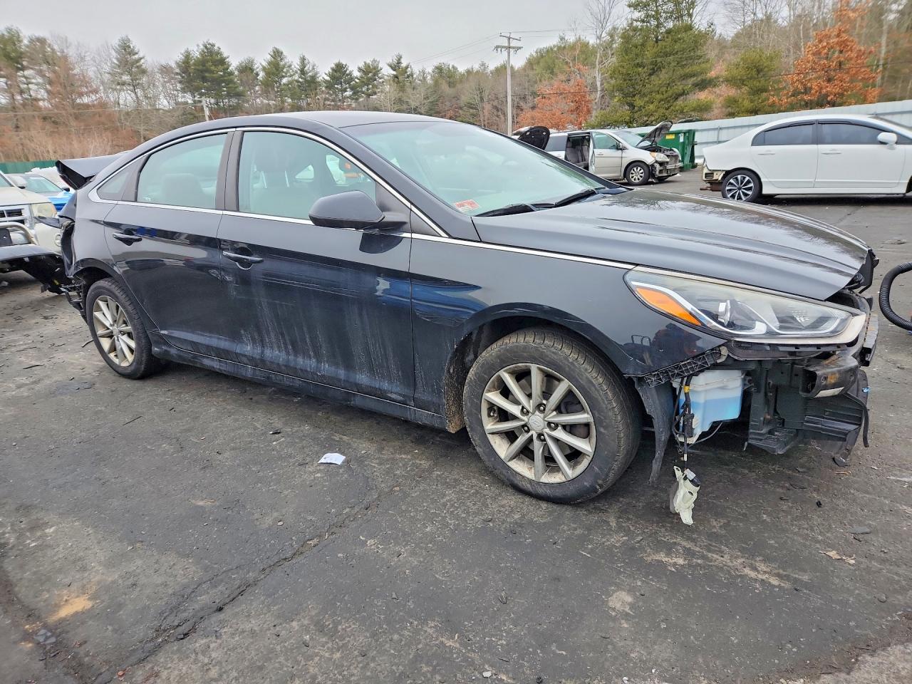 2018 HYUNDAI SONATA SE photo 10