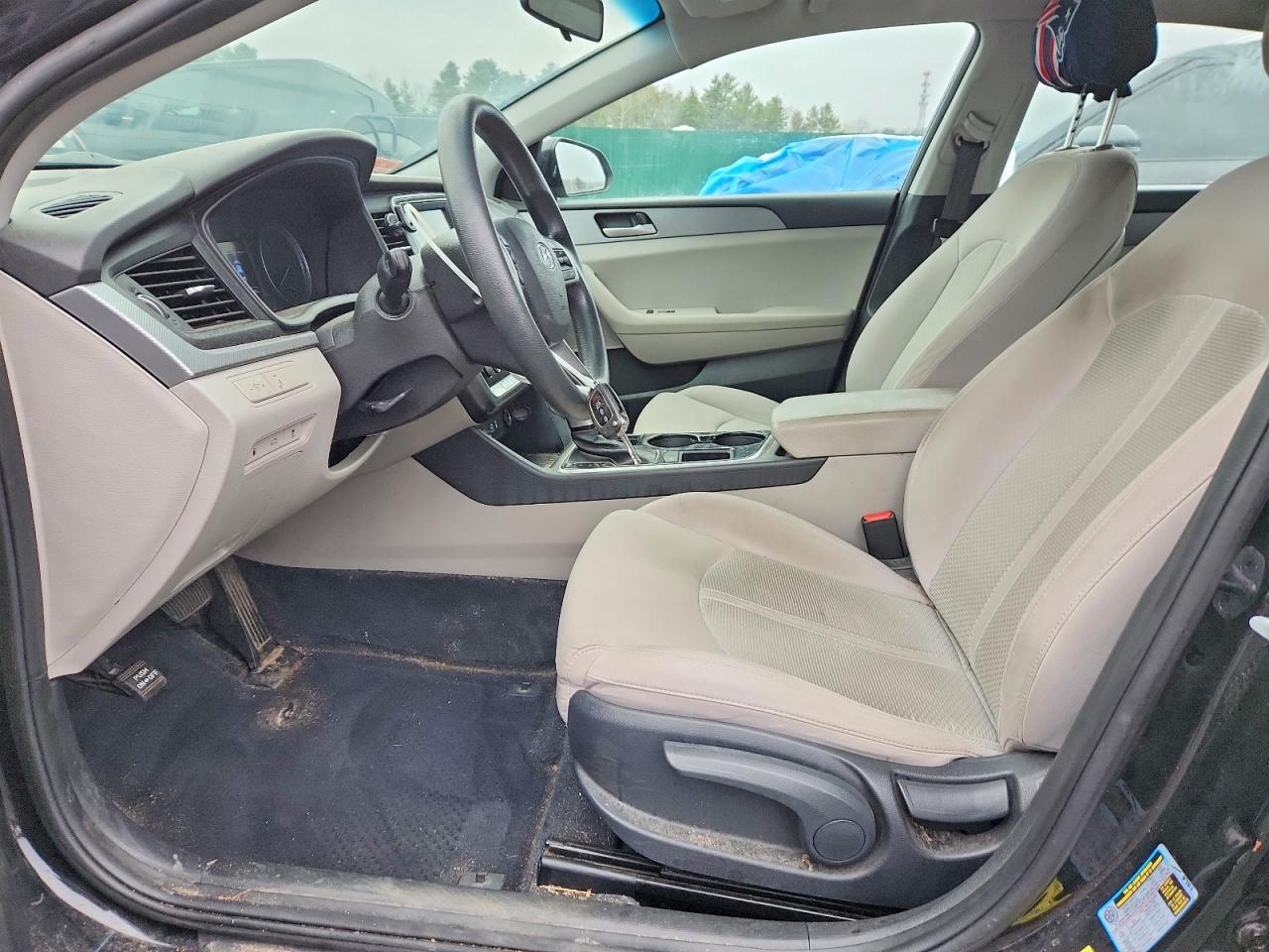 2018 HYUNDAI SONATA SE photo 19