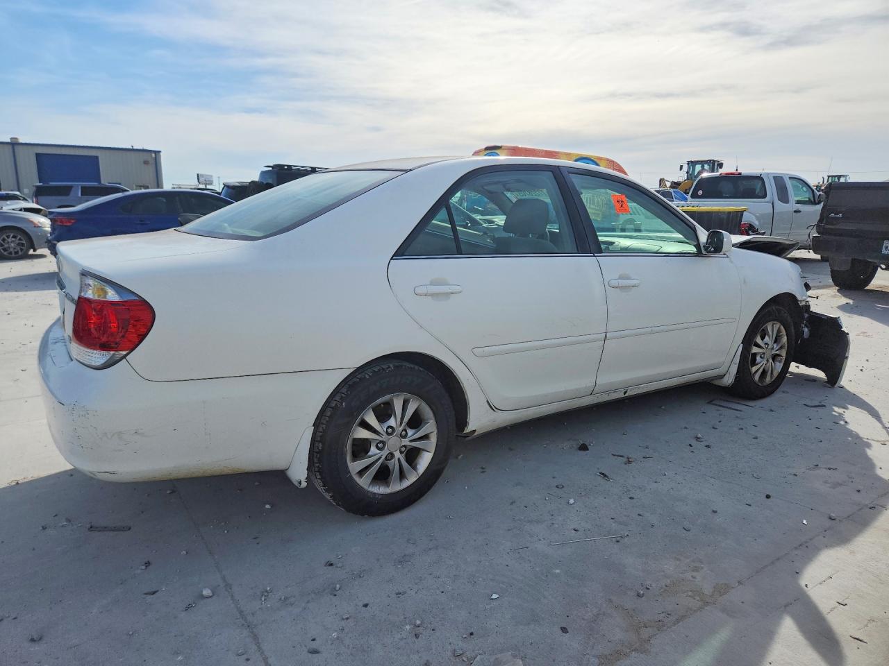 2006 TOYOTA CAMRY LE photo 7