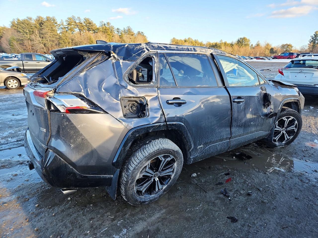2021 TOYOTA RAV4 PRIME XSE photo 3