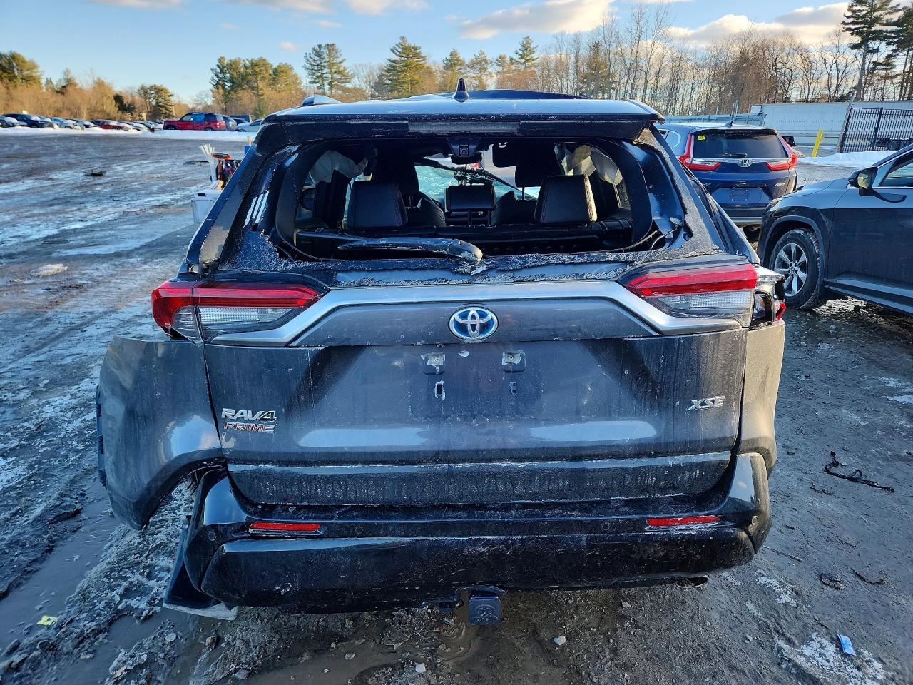 2021 TOYOTA RAV4 PRIME XSE photo 6