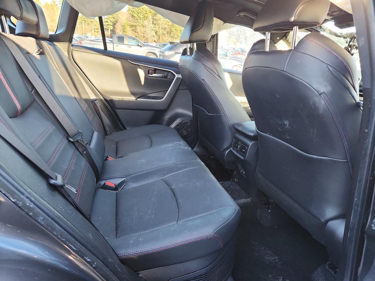 2021 TOYOTA RAV4 PRIME XSE photo 11