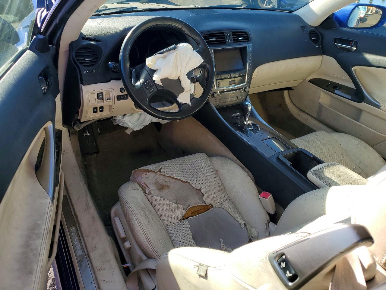 2010 LEXUS IS 250 photo 15