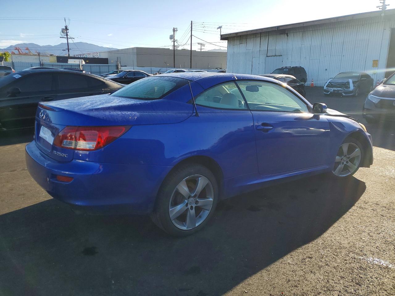 2010 LEXUS IS 250 photo 5