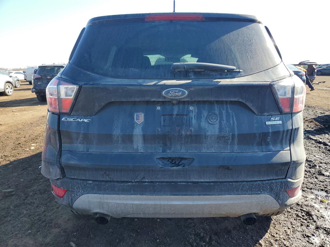 2017 FORD ESCAPE SE photo 16