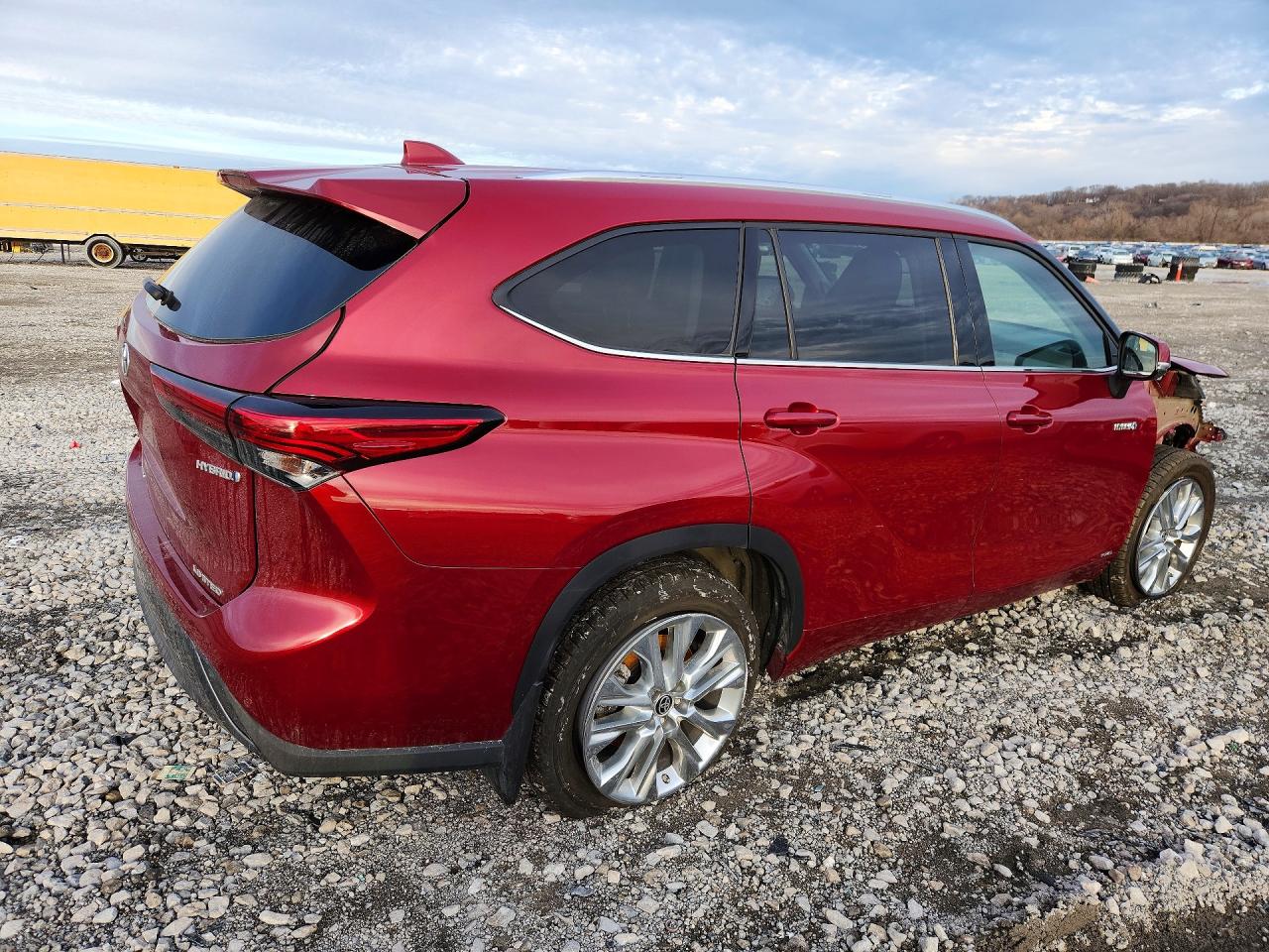2021 TOYOTA HIGHLANDER HYBRID photo 3