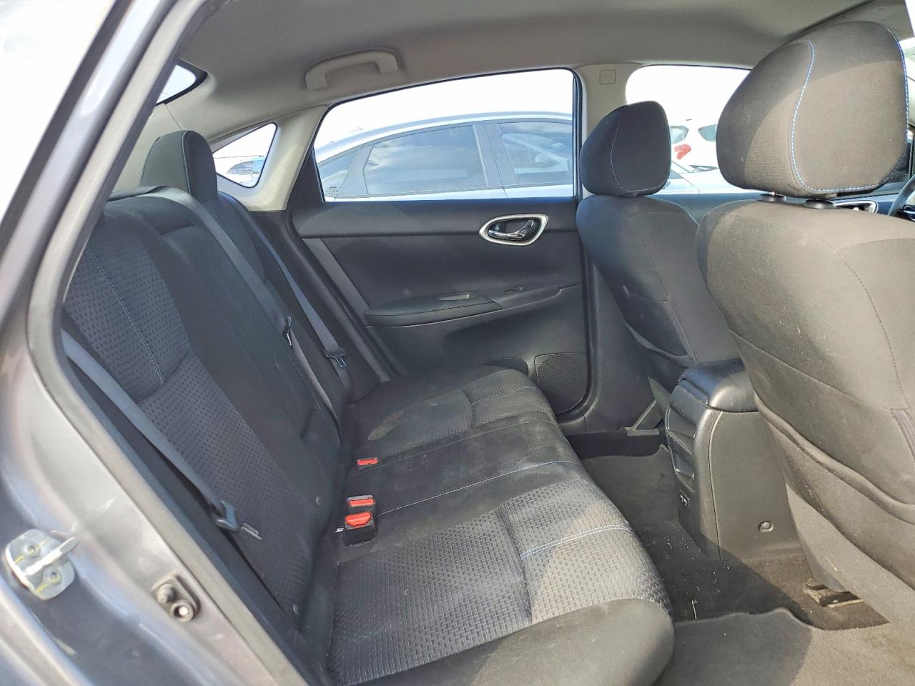 2018 NISSAN SENTRA S photo 19