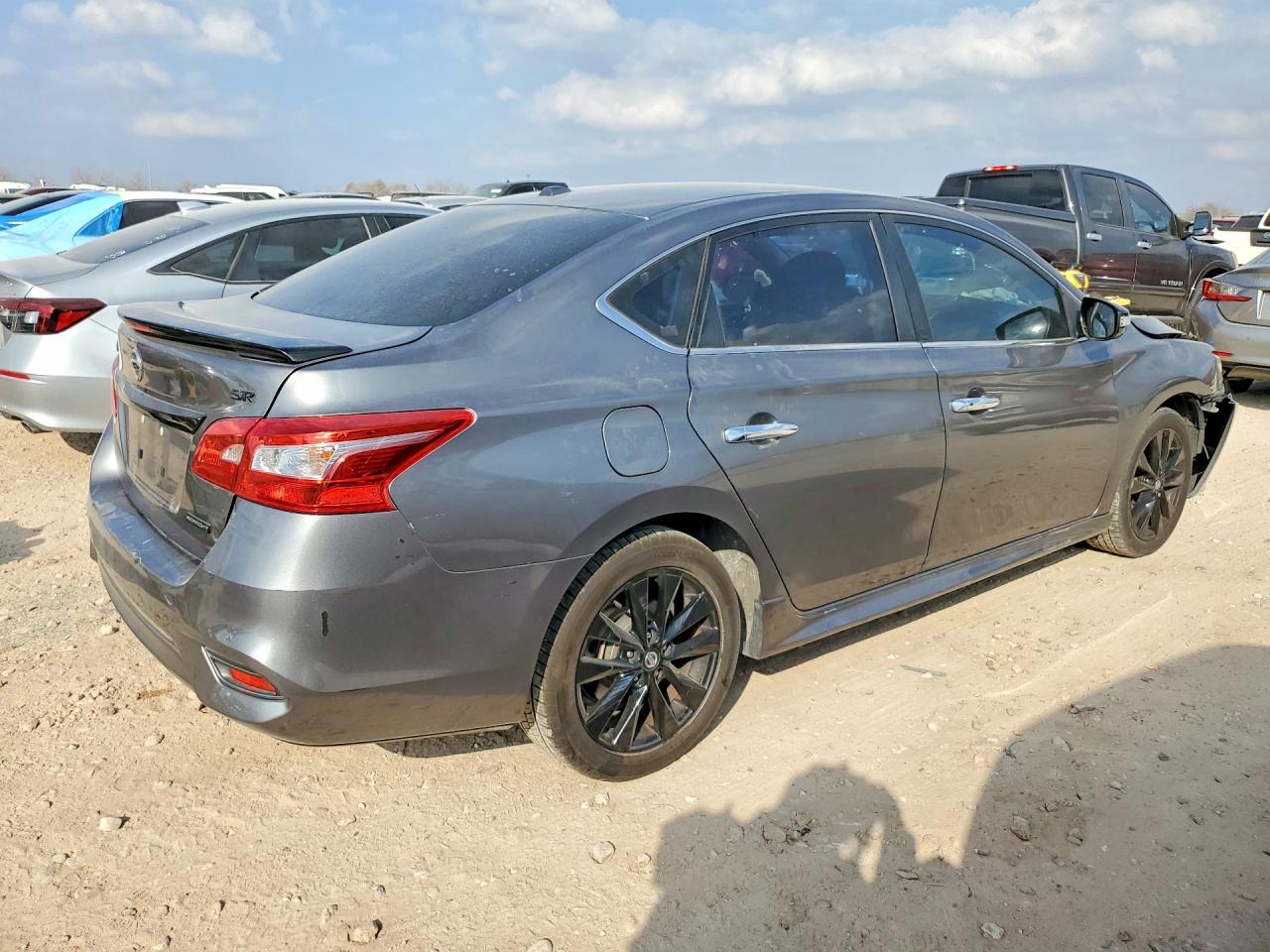 2018 NISSAN SENTRA S photo 5