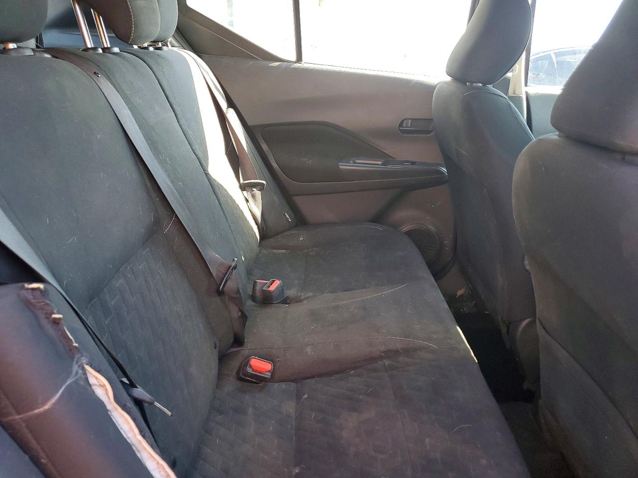 2022 NISSAN KICKS S photo 21