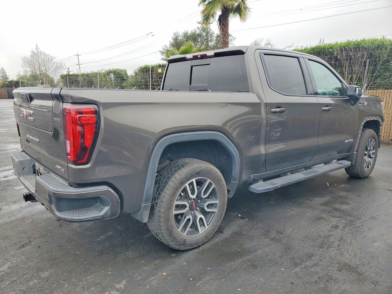 2019 GMC SIERRA K1500 AT4 photo 3