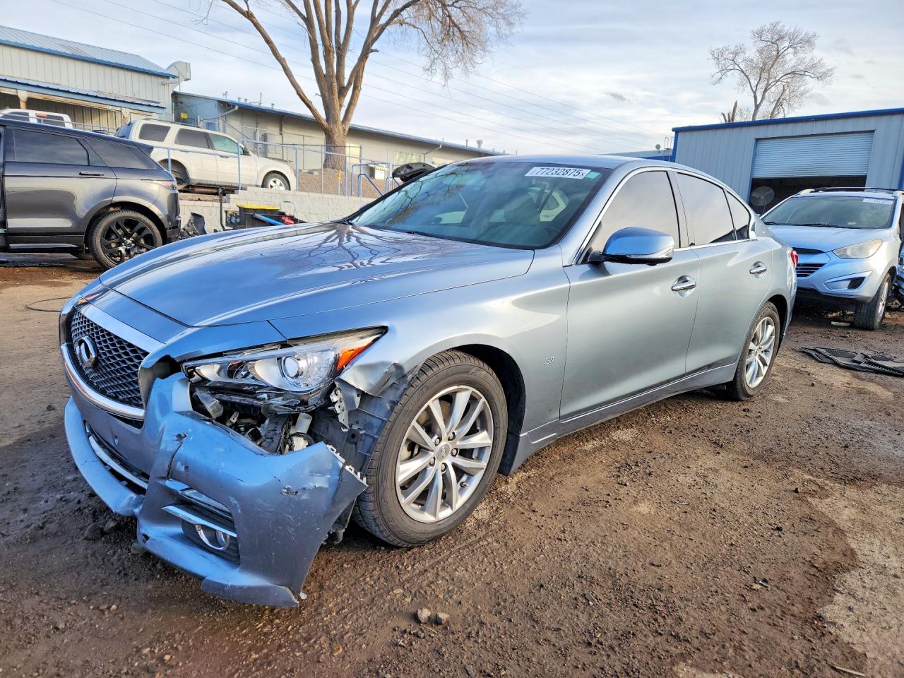 2015 INFINITI Q50