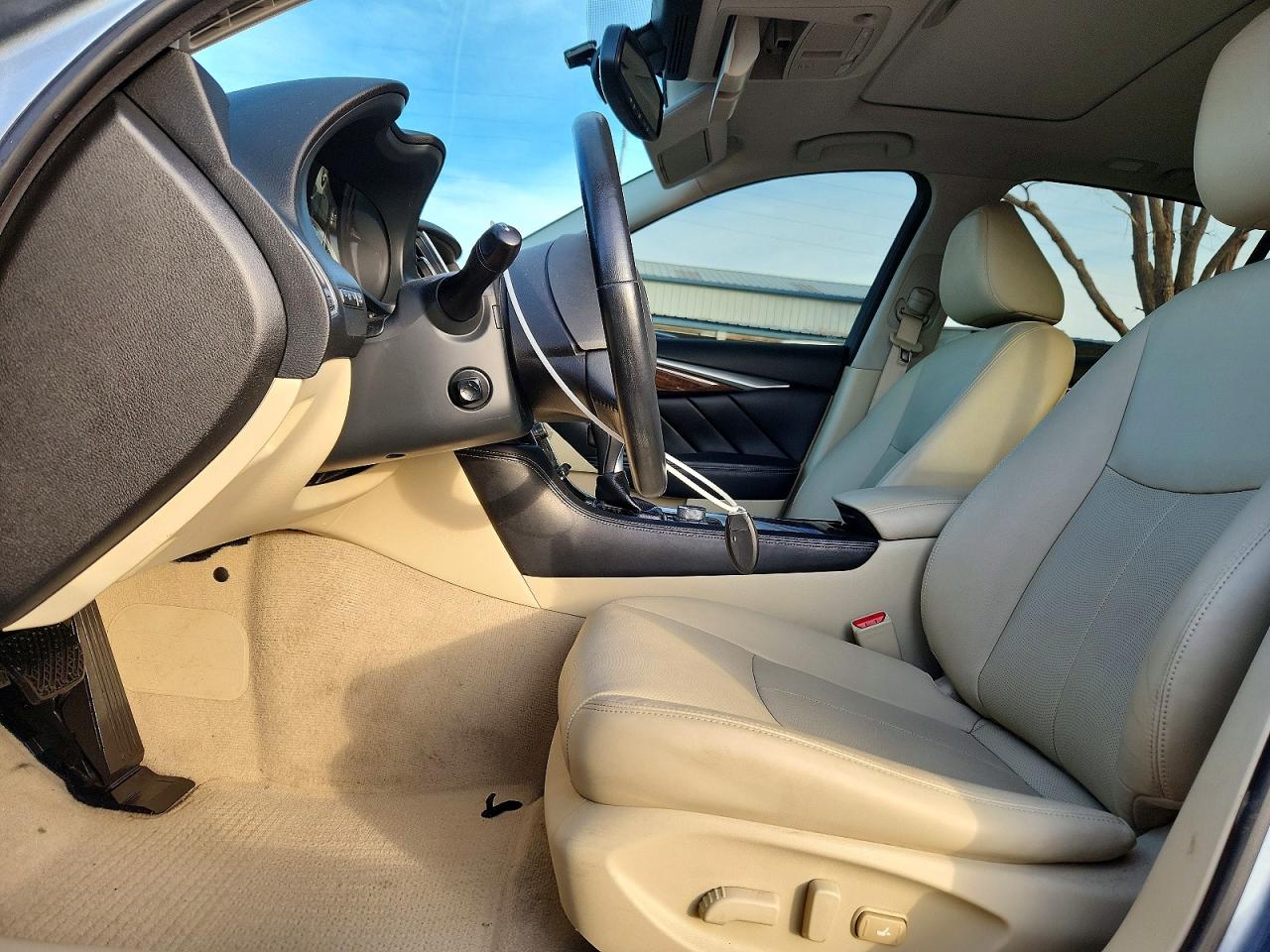 2015 INFINITI Q50 PREMIUM photo 13