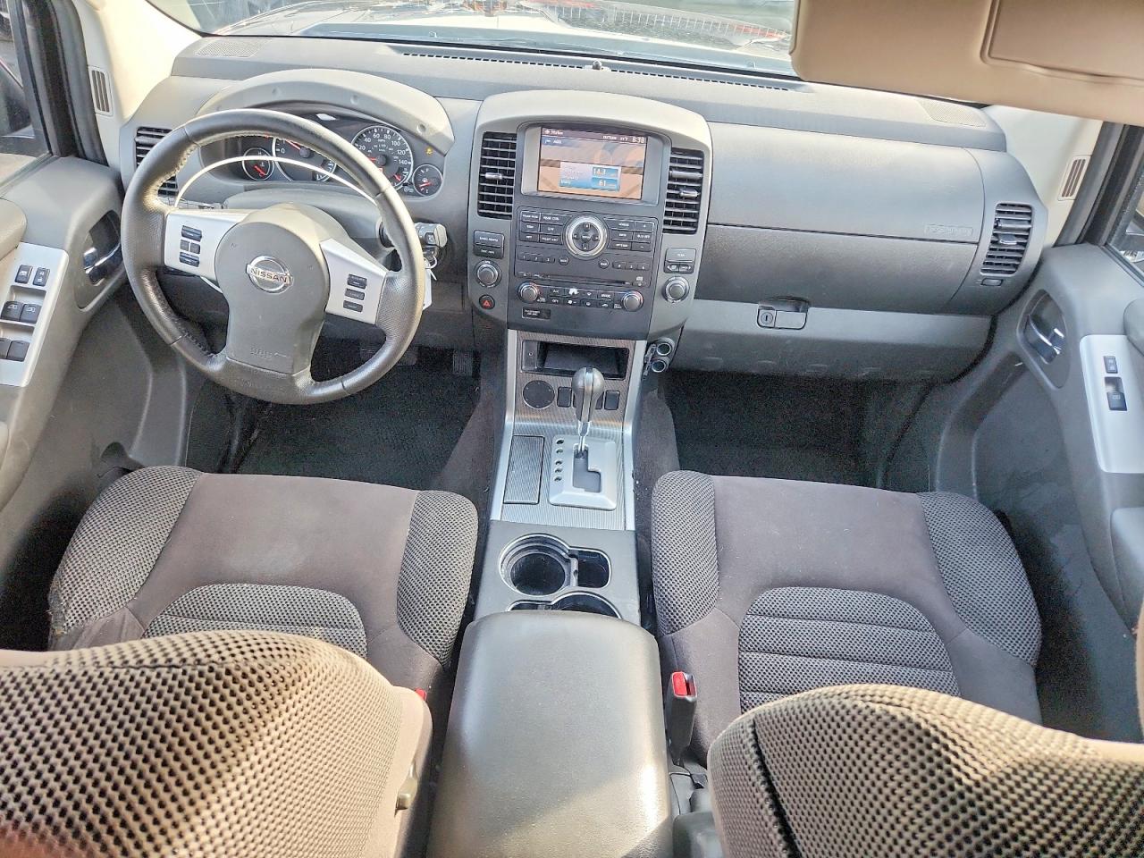2012 NISSAN PATHFINDER S photo 15