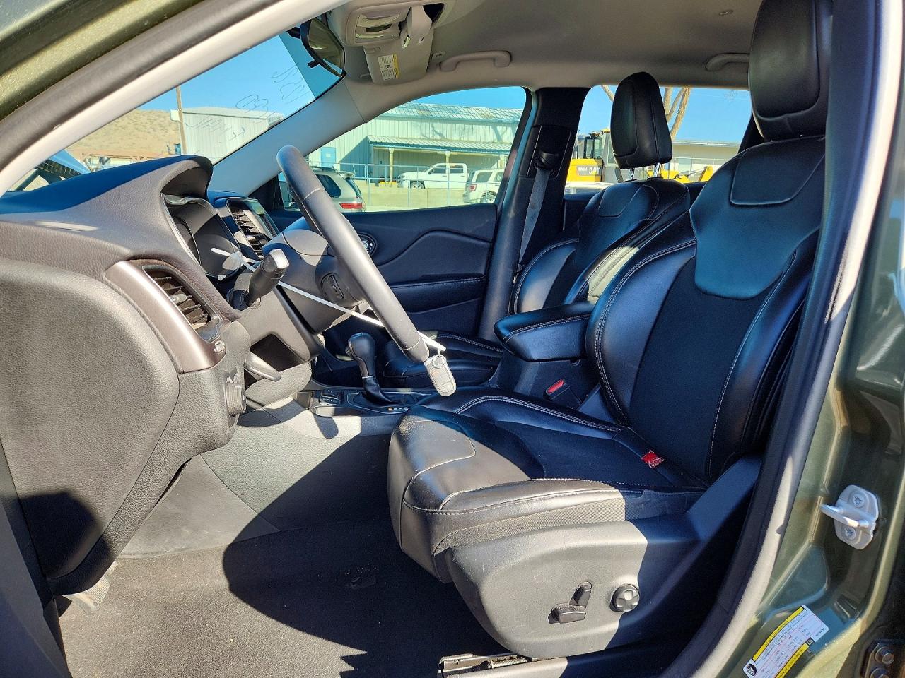2019 JEEP CHEROKEE LATITUDE PLUS photo 7