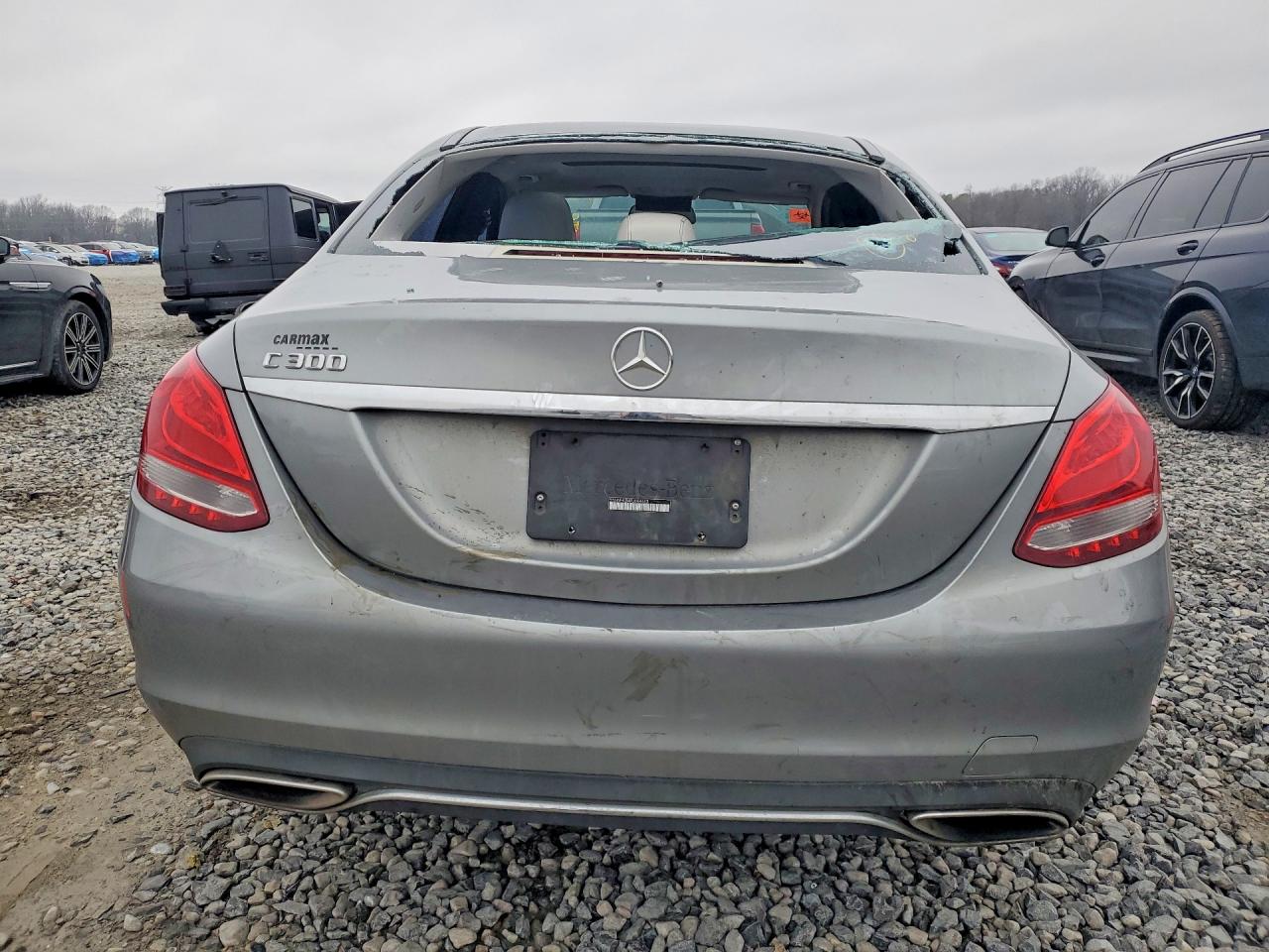 2015 MERCEDES-BENZ C 300 photo 16