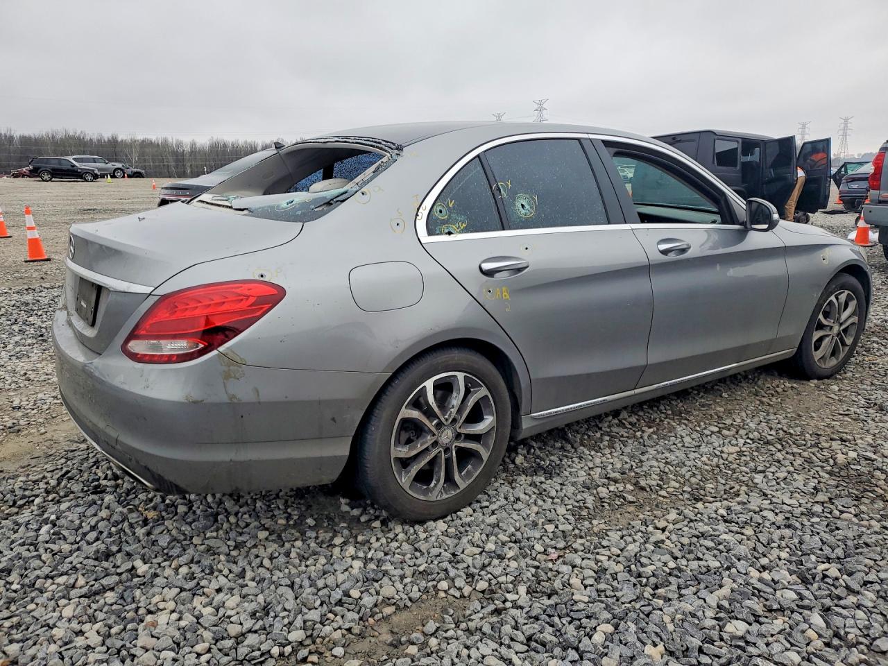 2015 MERCEDES-BENZ C 300 photo 7