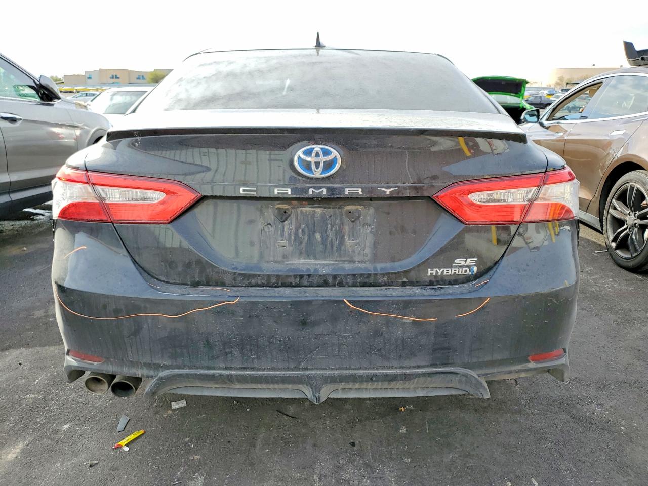 2020 TOYOTA CAMRY SE photo 11