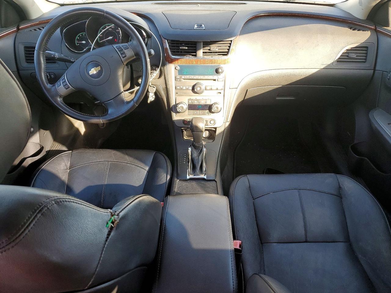2011 CHEVROLET MALIBU LTZ photo 22