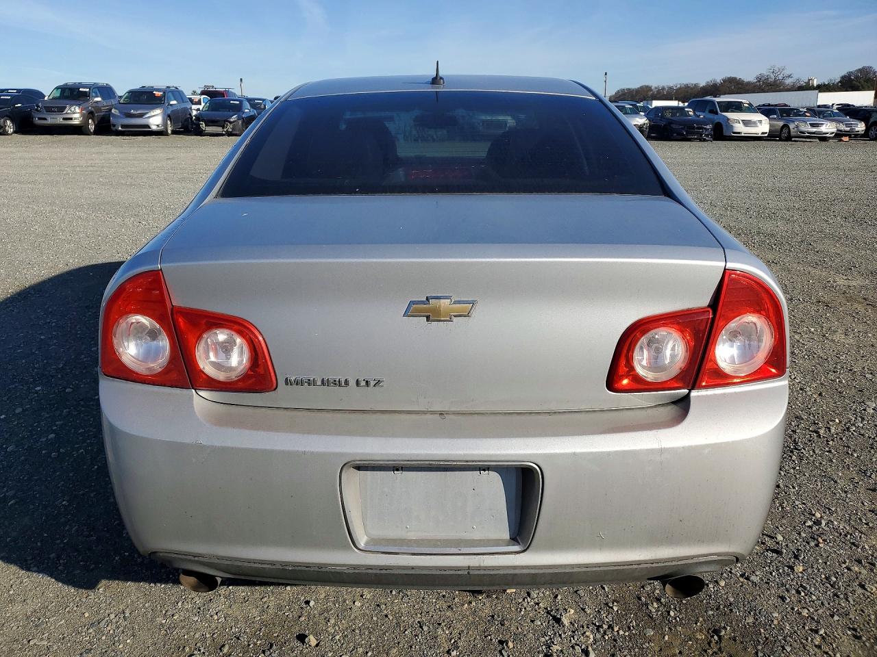 2011 CHEVROLET MALIBU LTZ photo 16