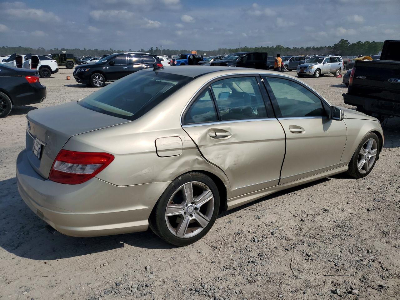 2011 MERCEDES-BENZ C 300 photo 5