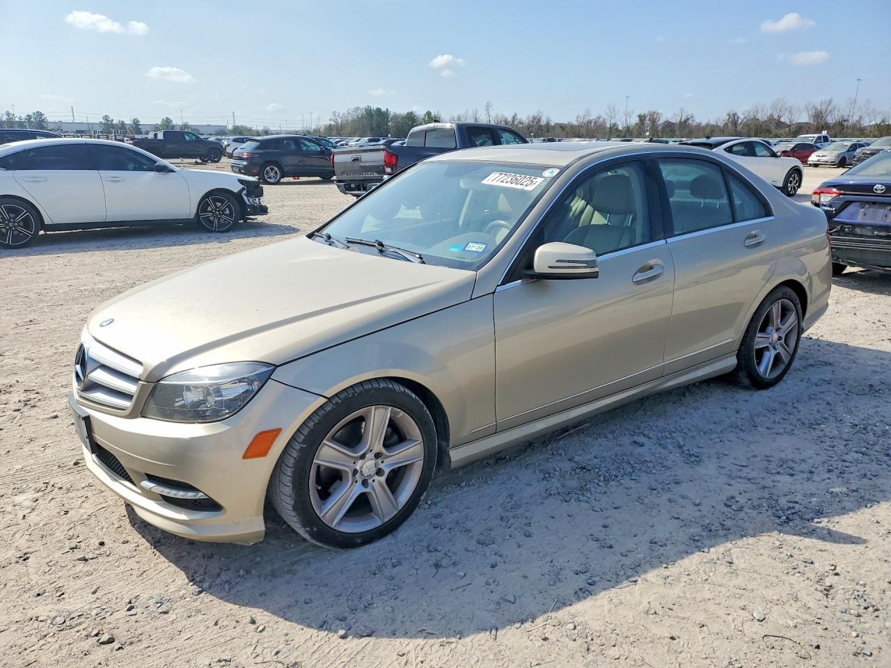 2011 MERCEDES-BENZ C